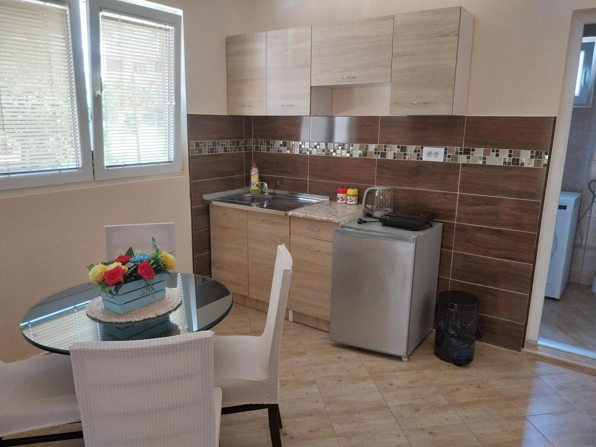 Apartments M&T Tivat Zimmer foto